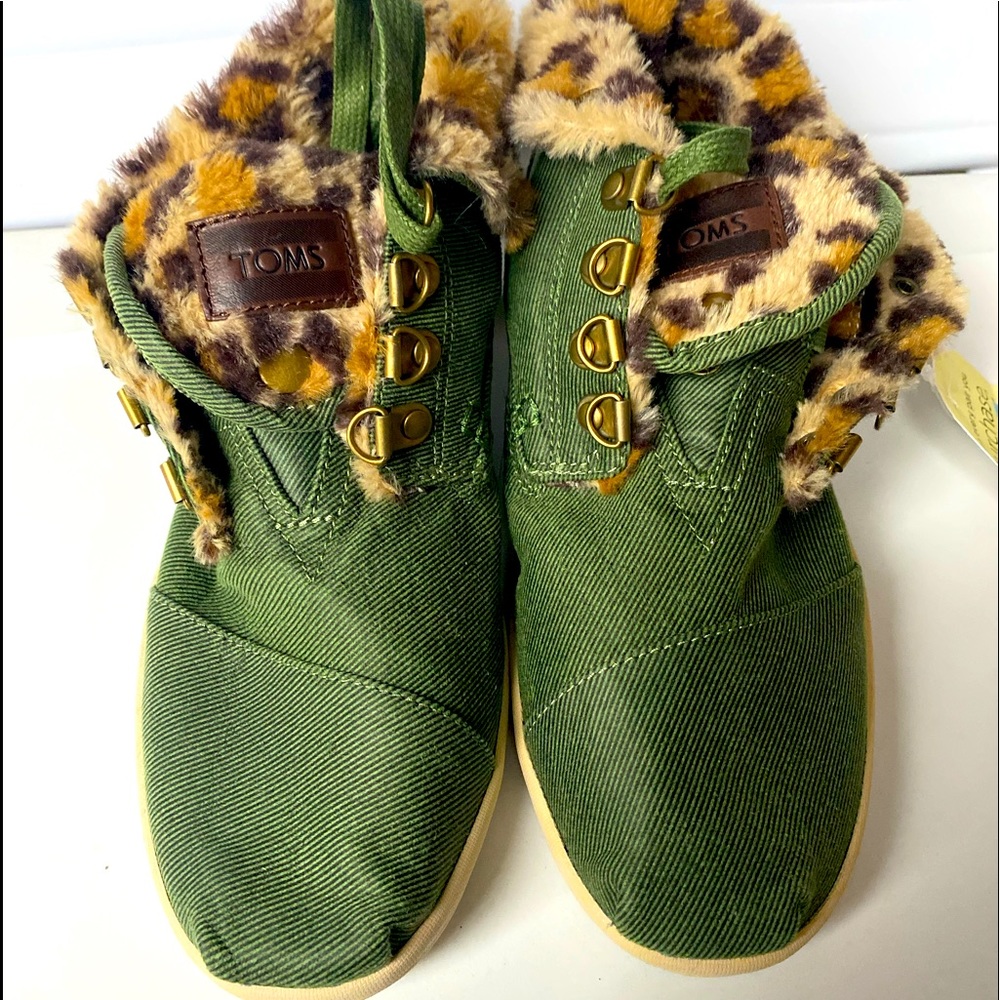 TOMs Furry Sneakers